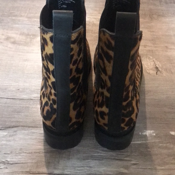 Aerosoles leopard print slip on booties - Picture 5 of 6